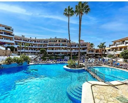Albatros Complex With Heated Pool 아파트