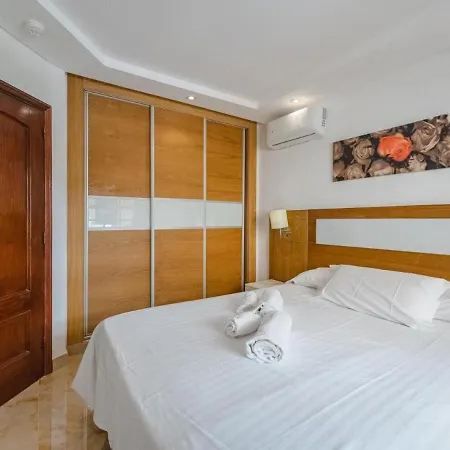 Albatros Complex With Heated Pool San Miguel de Abona