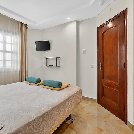 Апартаменты Albatros Complex With Heated Pool Сан Мигель